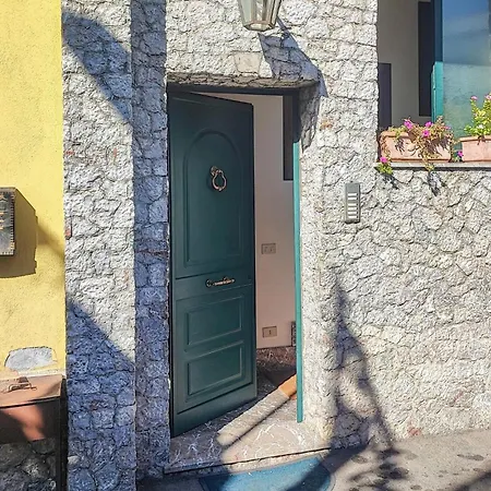 Appartamento Gorgeous In With Wifi Trappitello