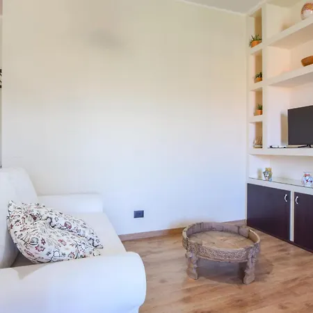 Apartment Gorgeous In Trappitello
